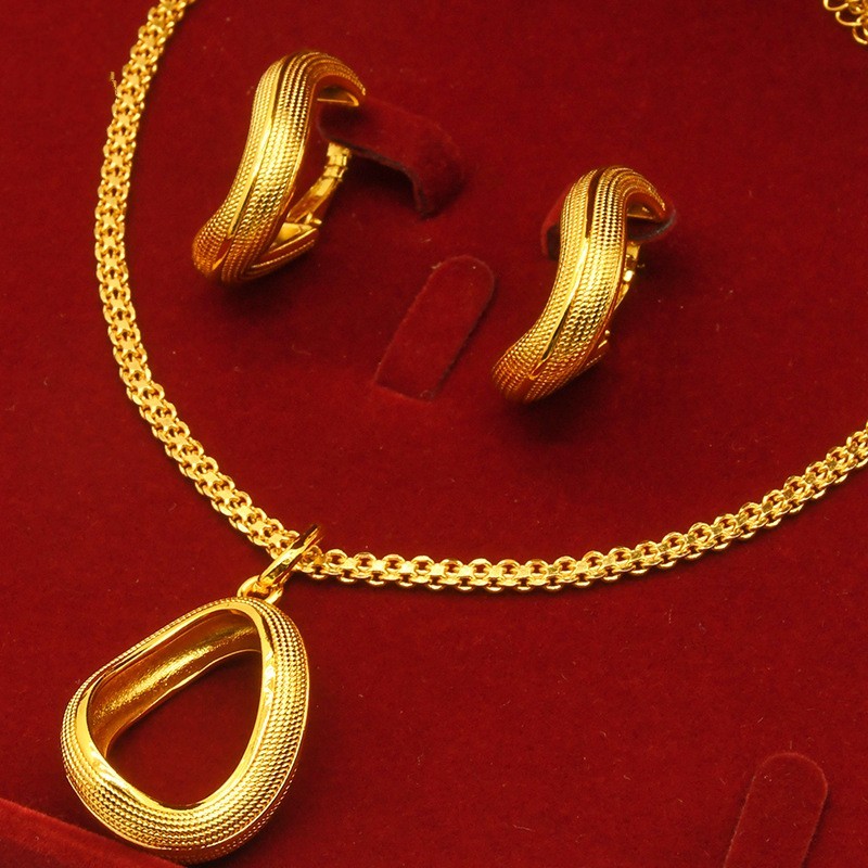 Gold  Necklace Earrings